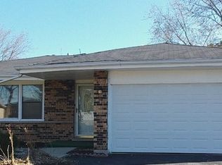 17475 Park Ln, Country Club Hills, IL