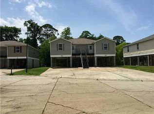 913 Parkview Pl, Gulfport, MS 39507