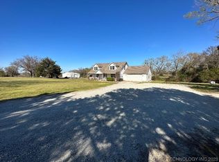 3334 Ridgeview Dr, Holdenville, OK 74848