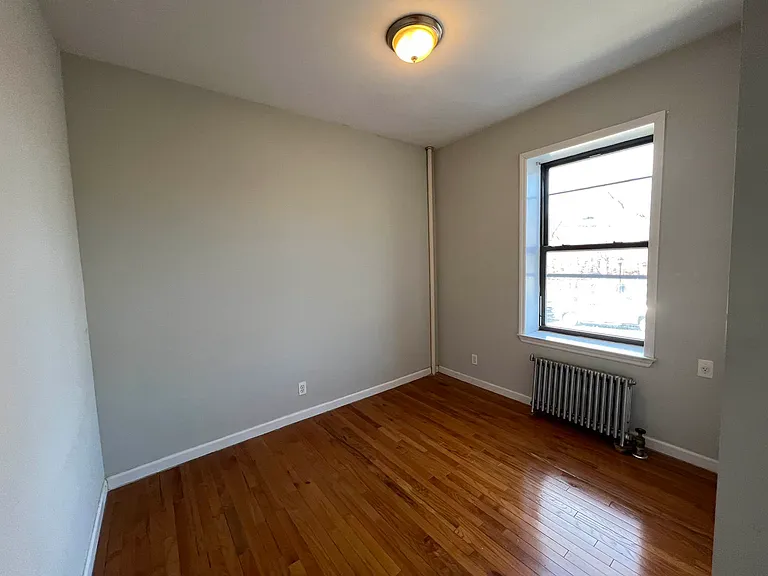 3706 69th St #2H — Photo 4