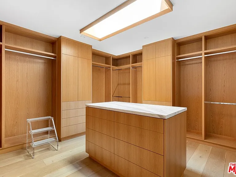 1001 Hanover Dr — Photo 27
