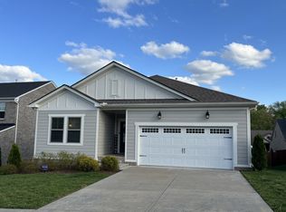 2011 Hedgelawn Dr, Lebanon, TN 37087