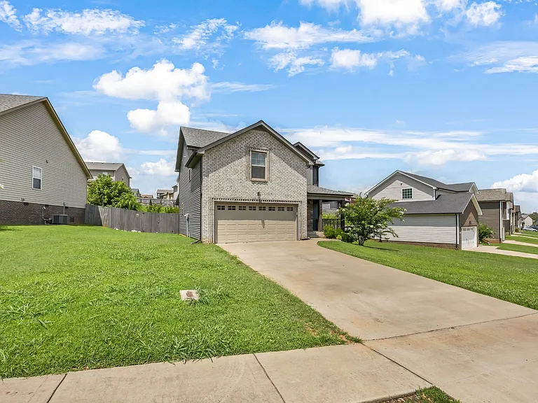843 Crestone Ln — Photo 6