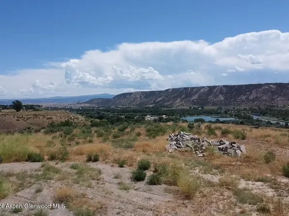 487 Crockett Cir, Rifle, CO 81650