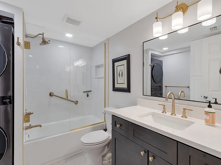 1480 Ocean Dr #5G — Photo 16
