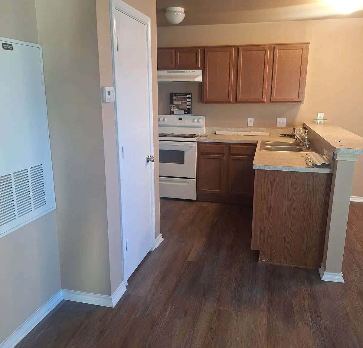 1 bed, 975 sqft, $975 — Photo 4