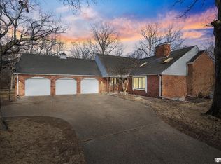 3516 N Marbleway Dr, Peoria, IL