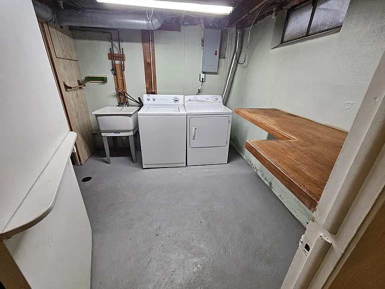 1608 Bauman Ave — Photo 32