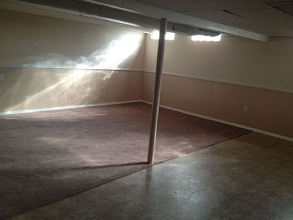 5th image of 34737 Blackfoot St