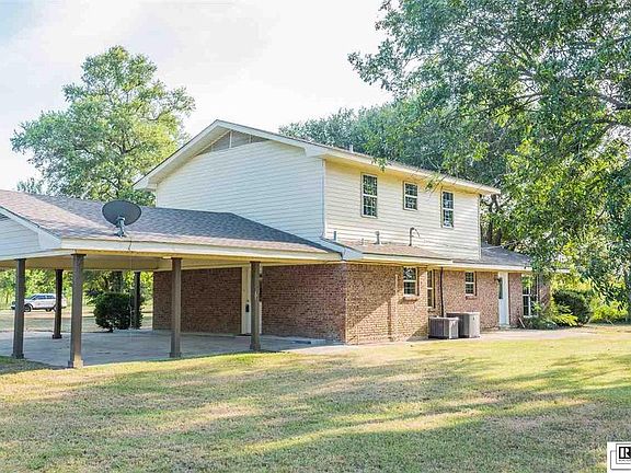 5th image of 551 Burkett Rd
