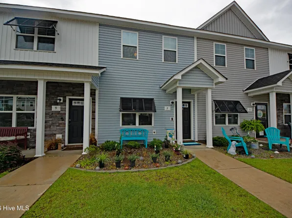 7 Catalina Circle, Swansboro, NC 28584
