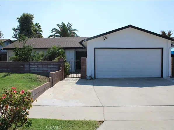 5822 E Ramona Ave, Fresno, CA 93727