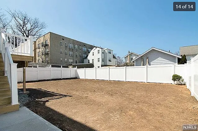 741 Forest St #2 — Photo 14