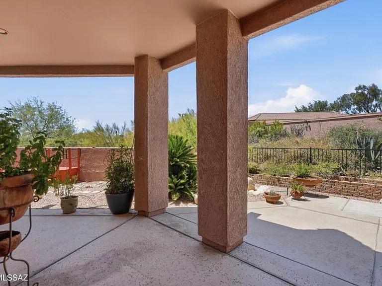 1341 E Rams Hill Dr — Photo 33