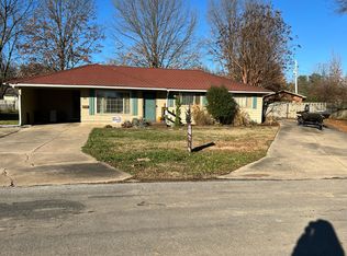 13 C And H Cir, Stuttgart, AR 72160