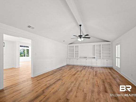 5th image of 117 Spring Dr