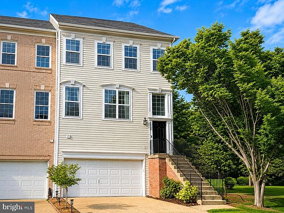 2nd image of 6712 Sullivan Way