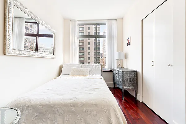 Rented by Living New York | media 4