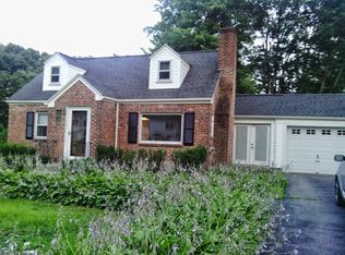 529 Amherst Rd, Granby, MA 01033