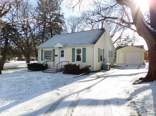 101 Adams St, Oregon, IL 61061