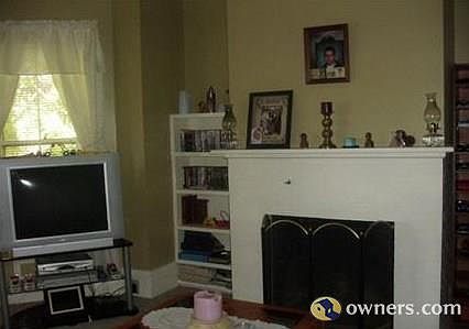 fireplace in living room -1st fl