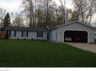 3920 Applewood Dr, Brunswick, OH