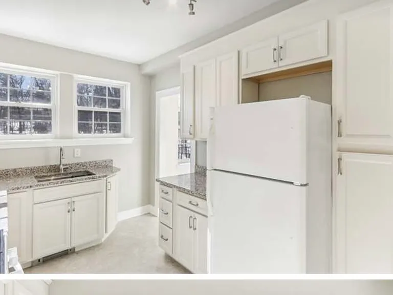 27 Elm Rd #D — Photo 1