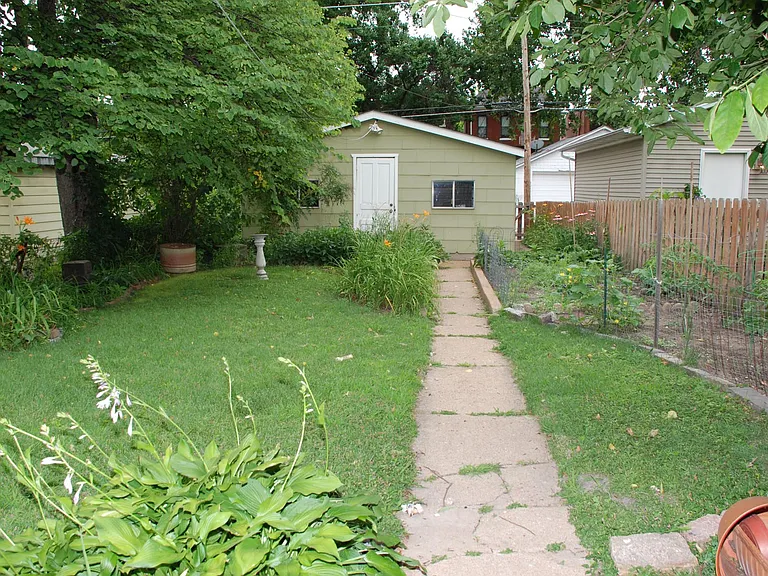 3935 Juniata St — Photo 7