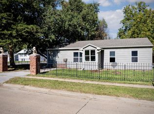 1302 Dorene Blvd, Carter Lake, IA 51510