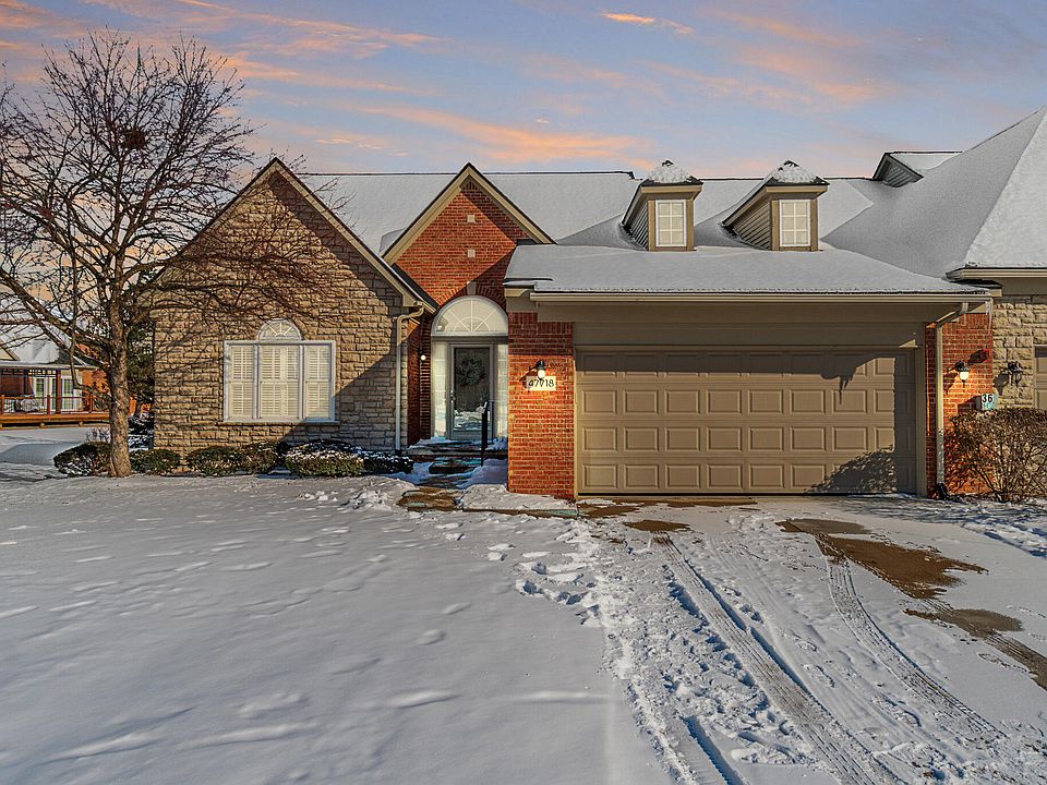 1st image of 47718 Vistas Circle Dr S