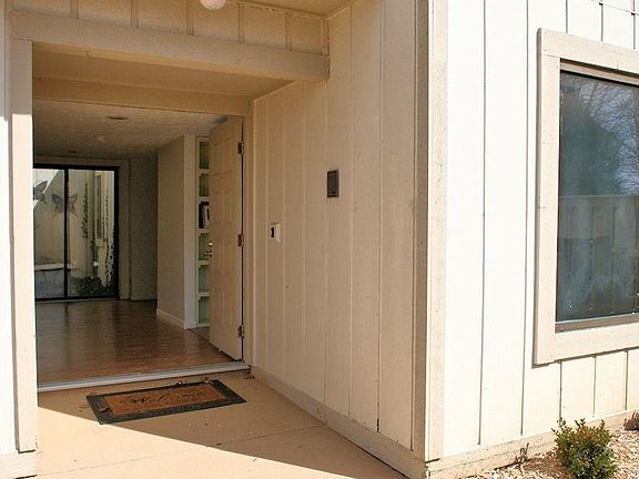 4th image of 9151 S Greenridge Ln #18