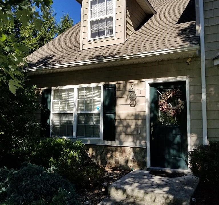 1st image of 26551 High Valley Dr