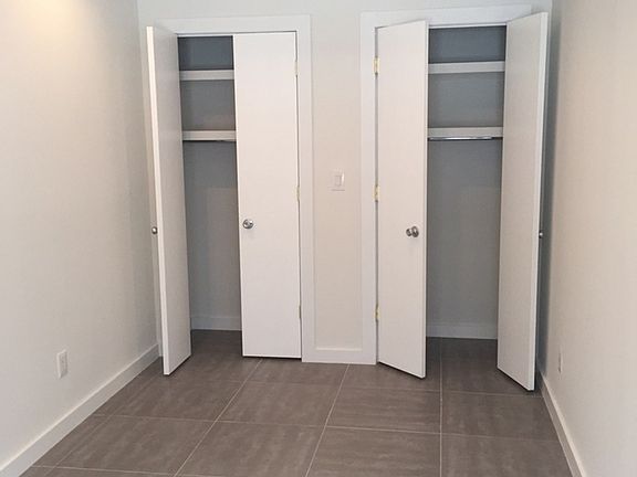 4th image of 1141 Union St #1M