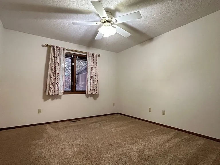 3617 Parkwood Pl — Photo 1