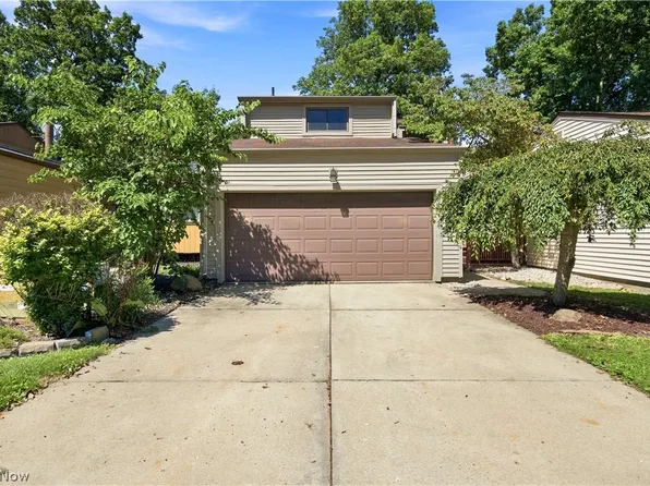 9805 Country Scene Ln, Mentor, OH 44060