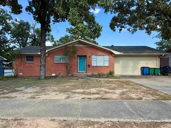 4500 Arlington Dr, N Little Rock, AR 72116