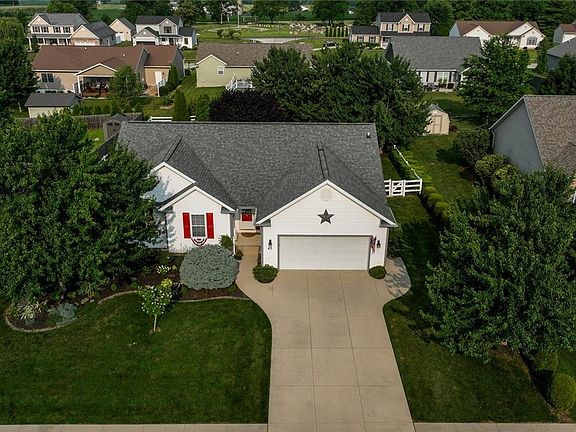 2nd image of 43 Sioux Dr
