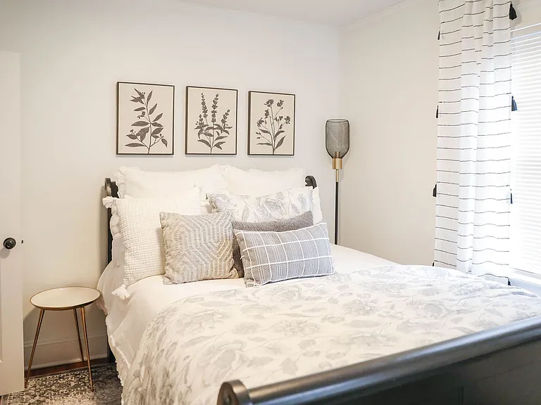 1109 N Chestnut St — Photo 13