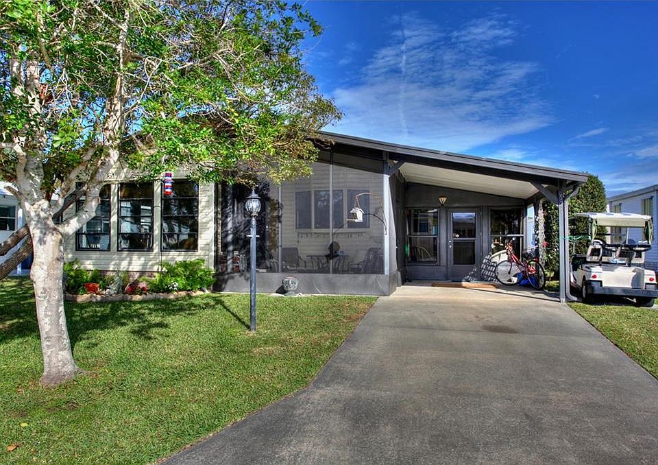 1st image of 576 Tarpon Dr