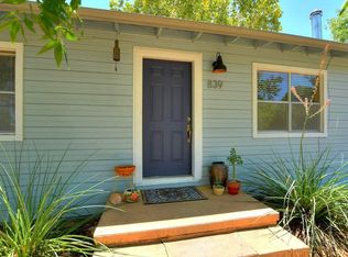 839 Magnolia Ln, Cottonwood Shores, TX 78657