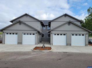3721 Peter Ln NE, Salem, OR 97305