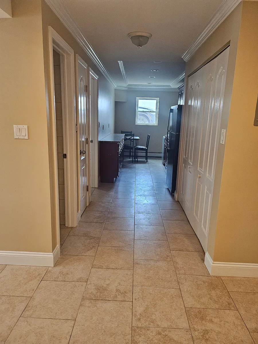 Building Photo - 56 M St #1