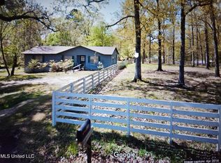1369 Old Lake Rd, Brandon, MS 39042