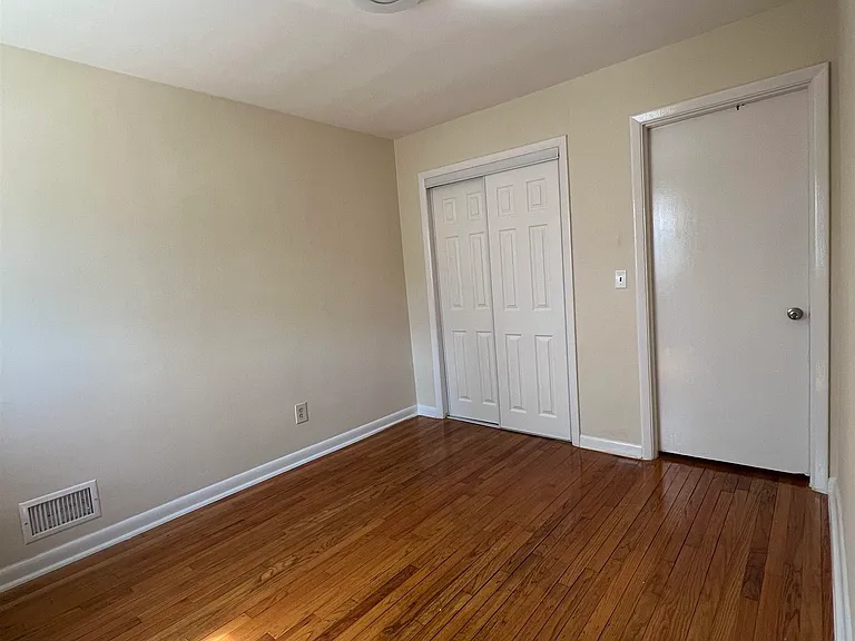 304 Columbia Ave #1 — Photo 11