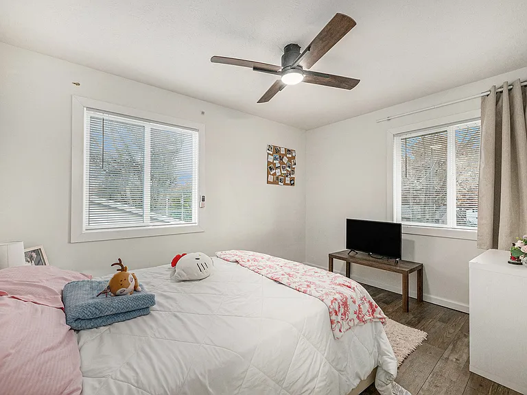 11047 Prairie Hills Dr — Photo 3