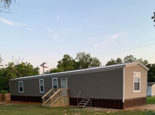 400 E Front St, Naples, TX 75568