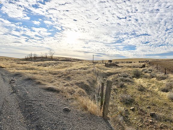 4th image of 62722 Hart Rd