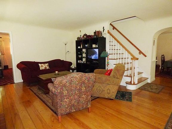2nd image of 1522 Beaverton Ave