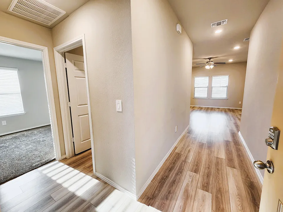 2702 Wigeon Way