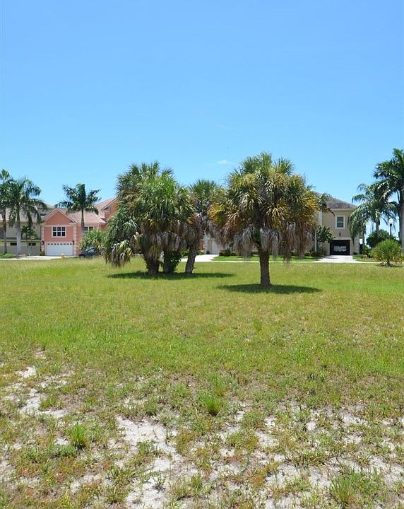 1st image of 6118 Pasadena Point Blvd S